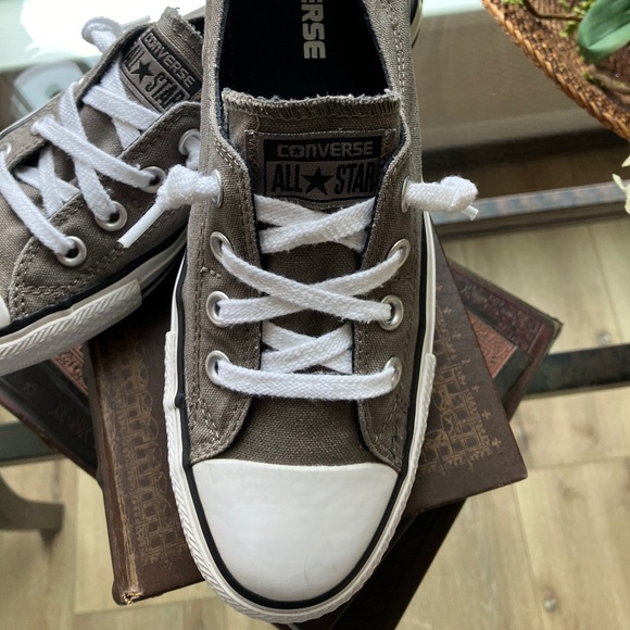 Converse Shoreline Brown or Gray - Size 9 - Picture 2 of 10